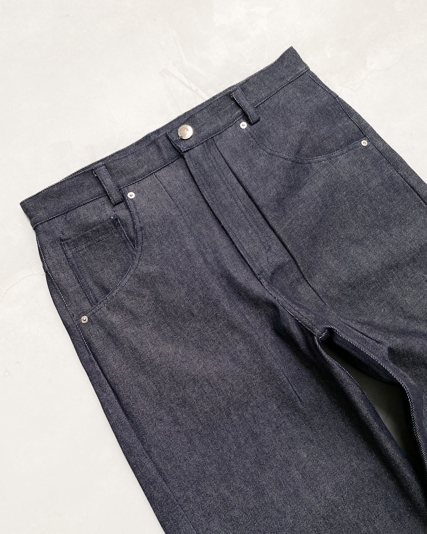 Raw denim indigo